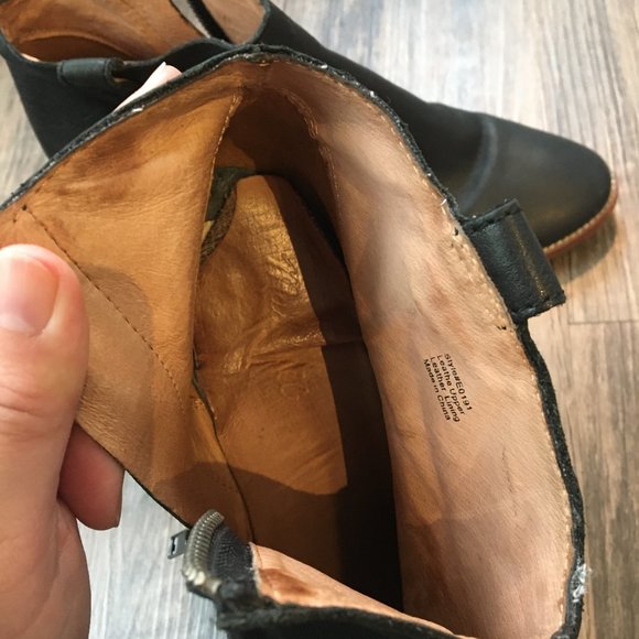 Madewell Black Leather Billie Boot - Picture 8 of 8